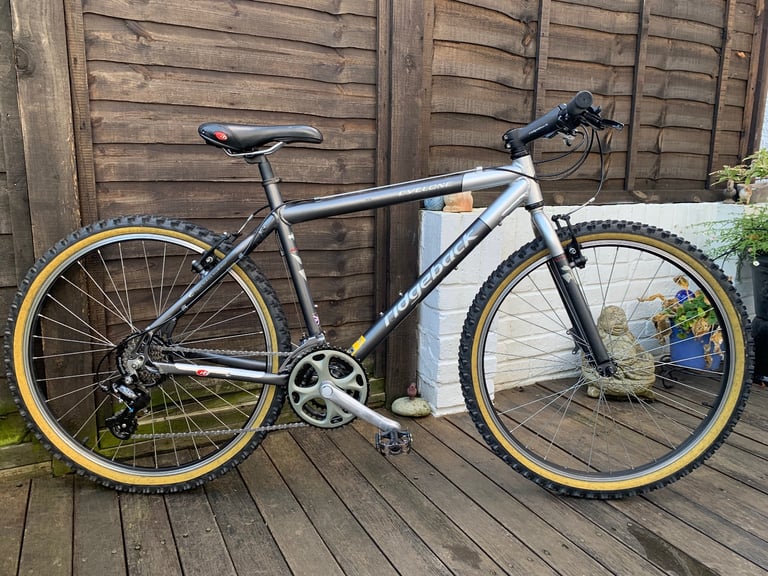 Retro Ridgeback Cyclone 26” Wheel Mountain Bike (Fully Serviced) 