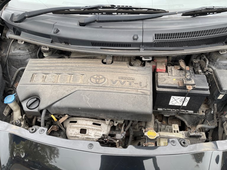 Toyota, YARIS, Hatchback, 2011, Manual, 1329 (cc), 5 doors