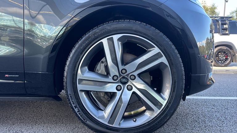 2021 Land Rover Discovery 3.0 D300 R-Dynamic HSE 5dr Auto Diesel Station Wagon Station Wagon Dies...