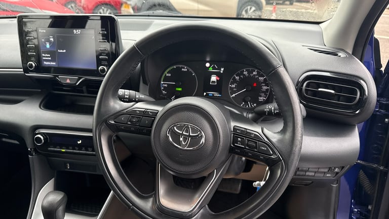 2022 Toyota Yaris 1.5 Hybrid Icon 5dr CVT Hybrid Hatchback Hatchback Hybrid Automatic