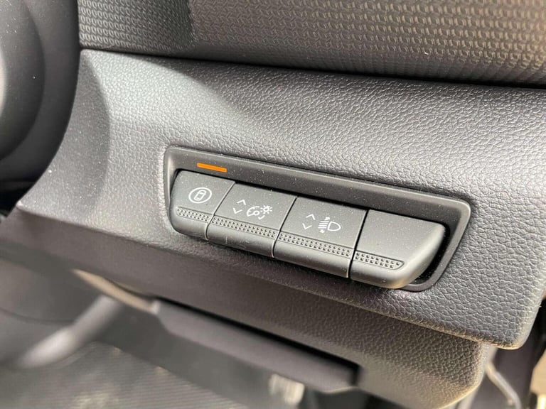 RENAULT TRAFIC 2.0 dCi Blue SL30 Advance Auto L1 H1 Euro 6 (s/s) 5dr 2025