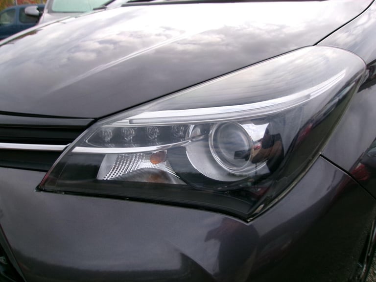 2015 Toyota Yaris 1.33 VVT-i Sport 5dr HATCHBACK PETROL Manual