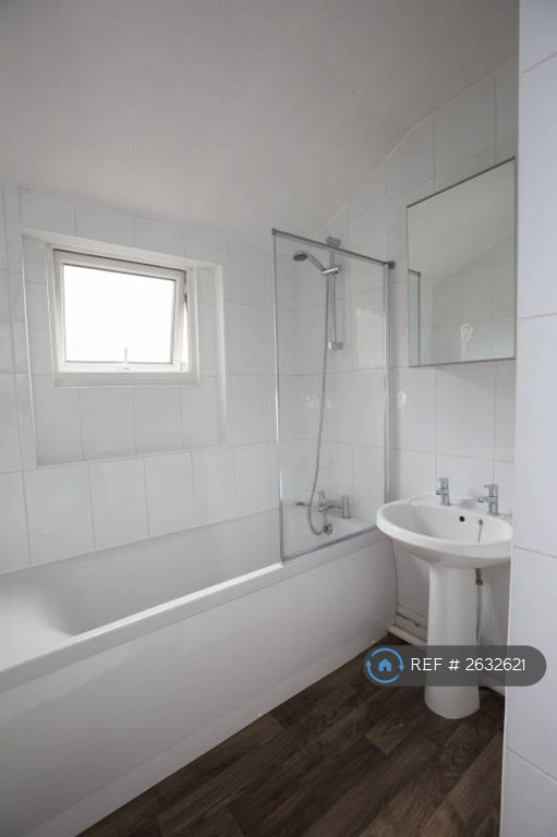 1 bedroom in Springbank Road, London, SE13 (#2632621)