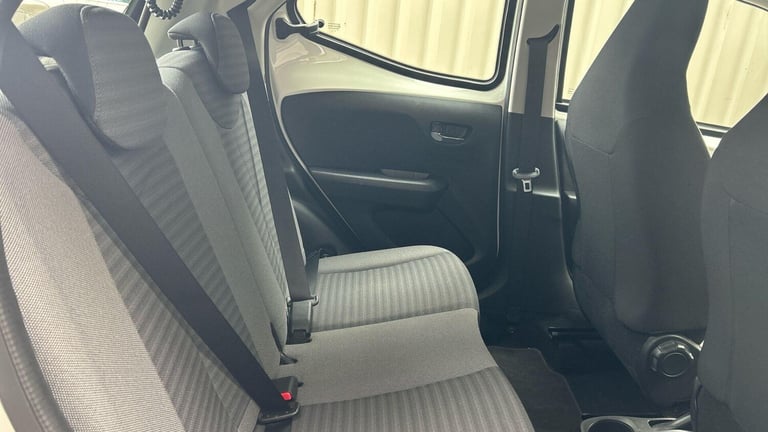 2019 Toyota AYGO 1.0 VVT-i x-play Hatchback 5dr Petrol Manual Euro 6 (71 ps) HATCHBACK Petrol Manual