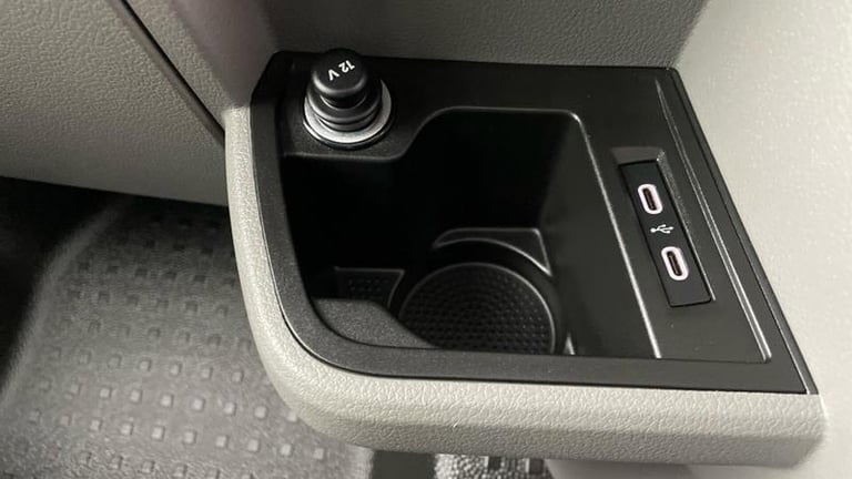 2023 Volkswagen Transporter 2.0 TDI 150 Highline Kombi Van Manual Combi Van Diesel Manual