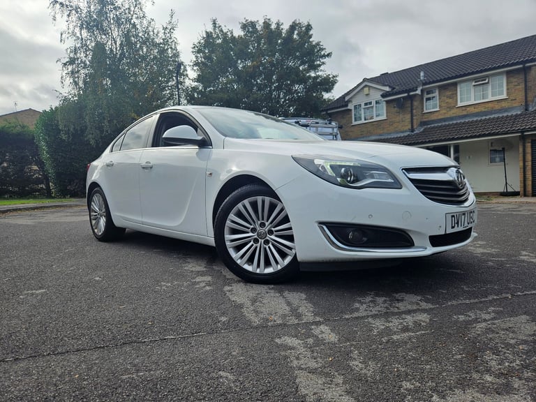 vauxhall insignia SRI 1.6cdti economy model 2017 6 speed ULEZ COMPLIANT NEW TIMING CHAIN 