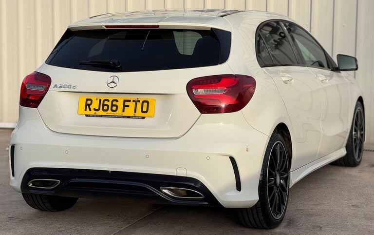 MERCEDES-BENZ A CLASS 2.1 A200d AMG Line (Premium) 7G-DCT Euro 6 (s/s) 5dr 2016