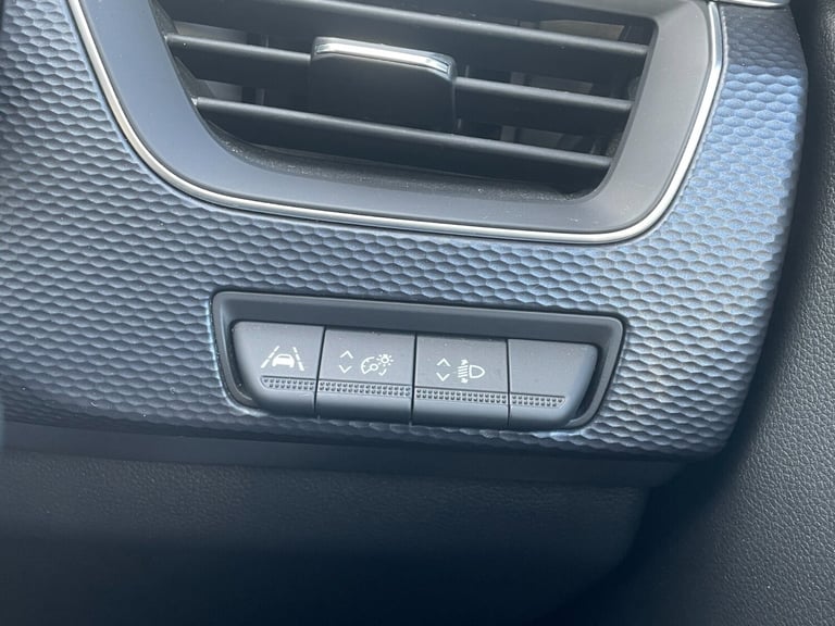 2022 Renault Arkana 1.6 E-TECH Hybrid 145 Iconic 5dr Auto Estate Hybrid Automatic