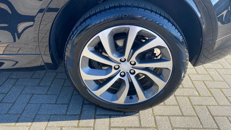 2022 Land Rover Discovery Sport 1.5 P300e R-Dynamic HSE 5dr Auto [5 Seat] Station Wagon Station W...