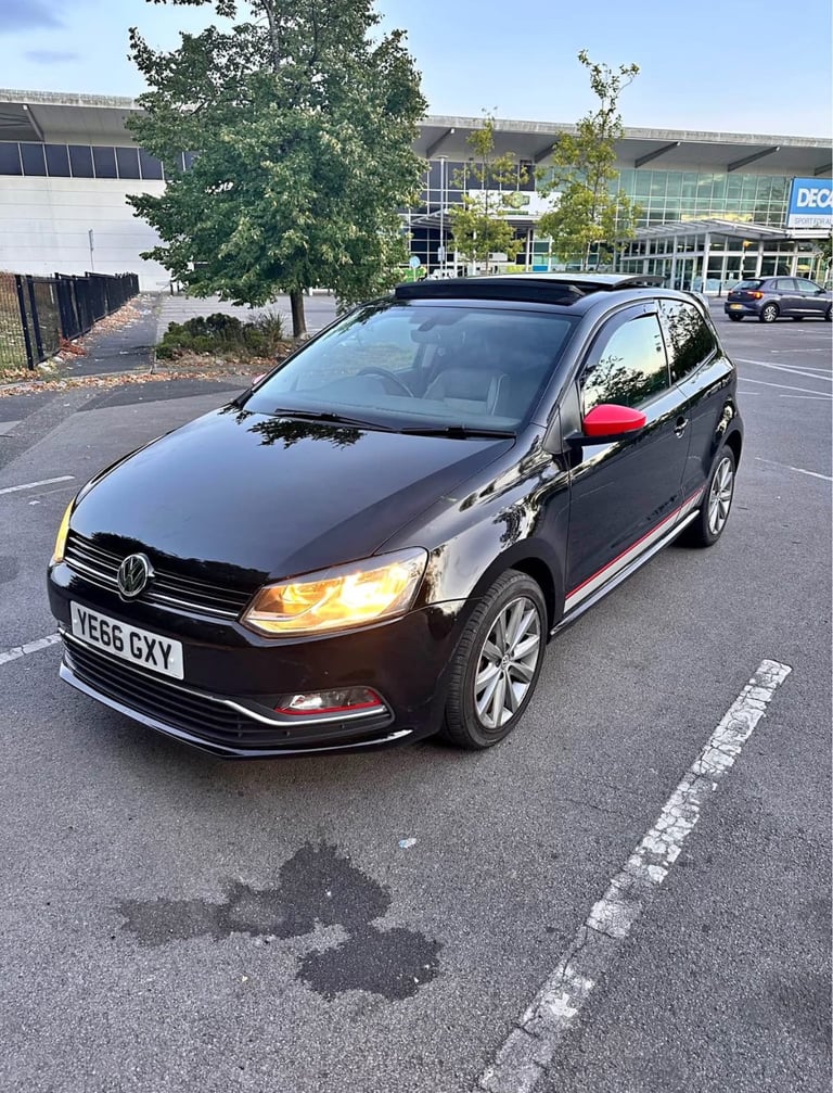 VOLKSWAGEN POLO BEATS EDITION — PANROOF