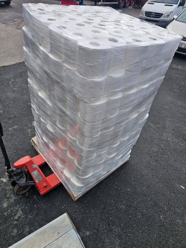 image for £6 SALE!! White Roll Pack Of 6 ( See Description ) - Pallet Order Available