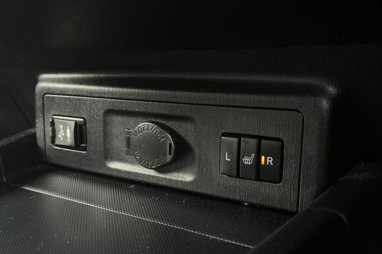 2020 Toyota Prius+ 1.8 VVT-h Excel MPV 5dr Petrol Hybrid CVT Euro 6 (s/s) (136 ps) Automatic MPV ...