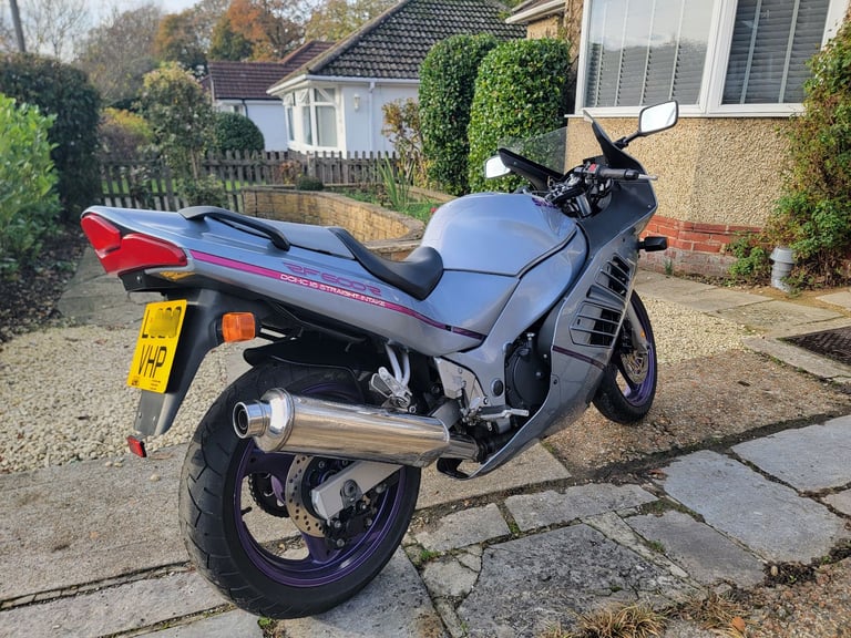 Suzuki RF600r, nice condition, fresh MOT