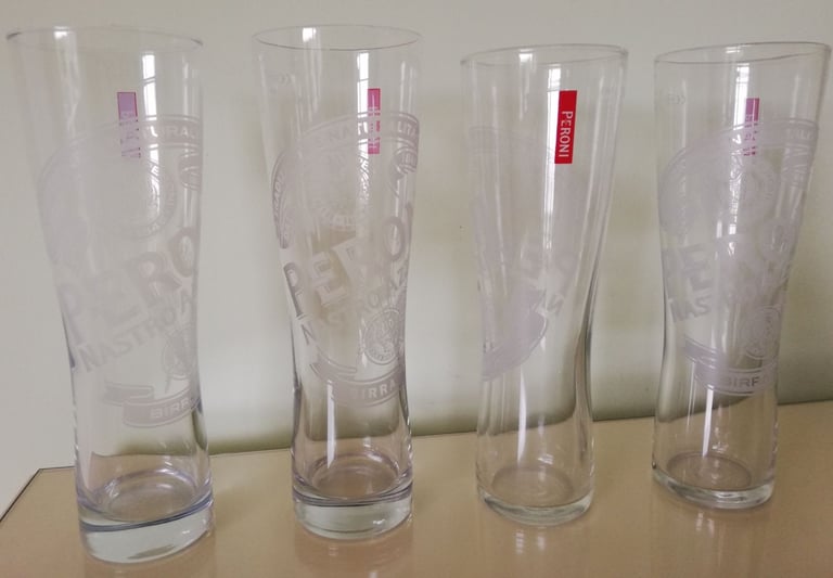 Assortment of 15 pint glasses
