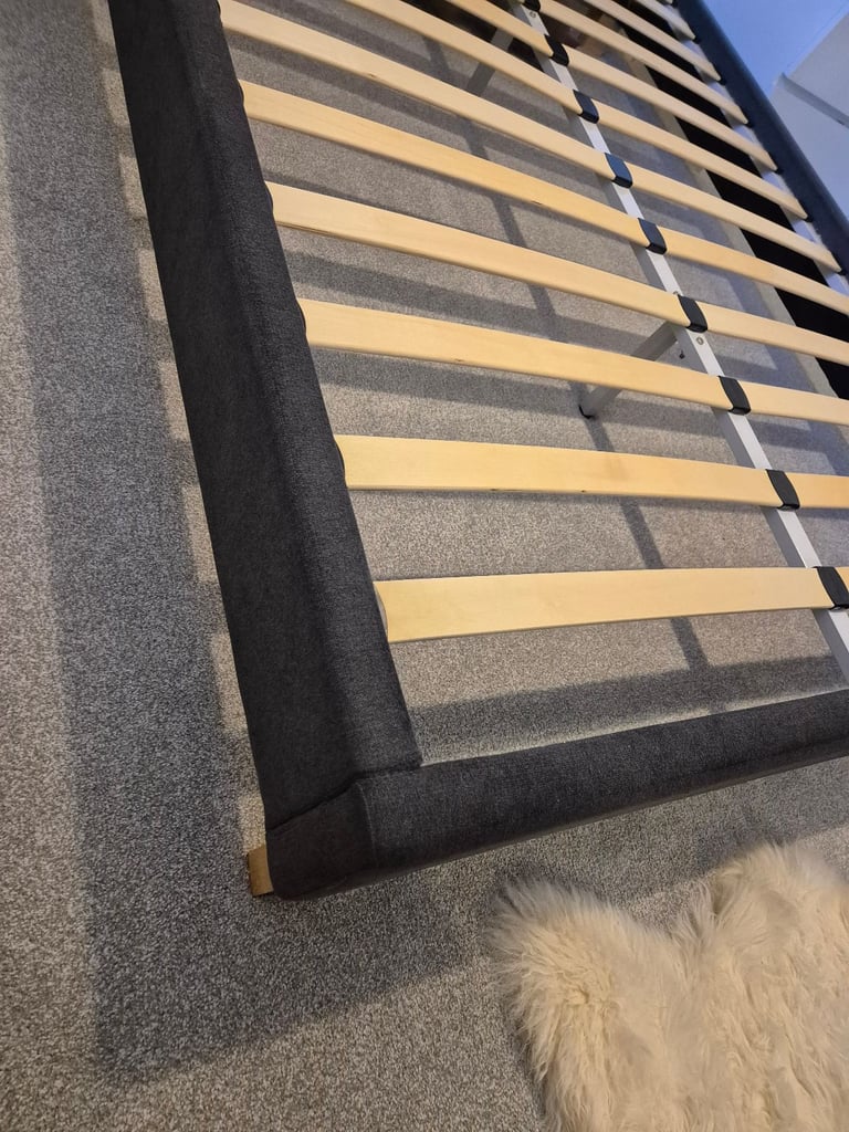 Double bed frame