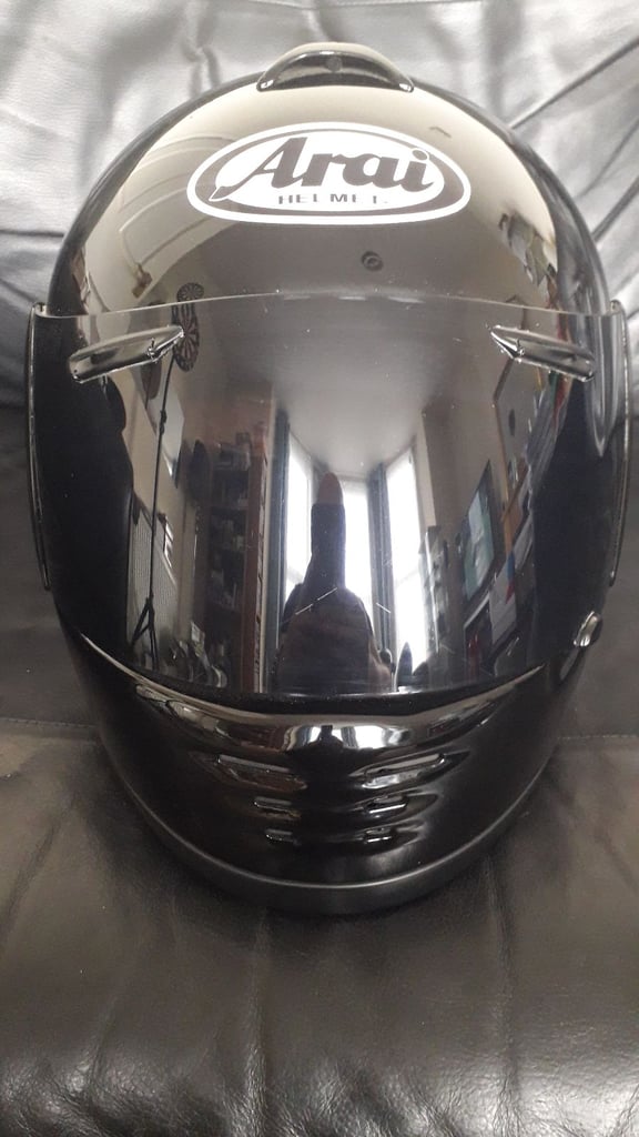 ARAI SV MOTORCYCLE HELMET 