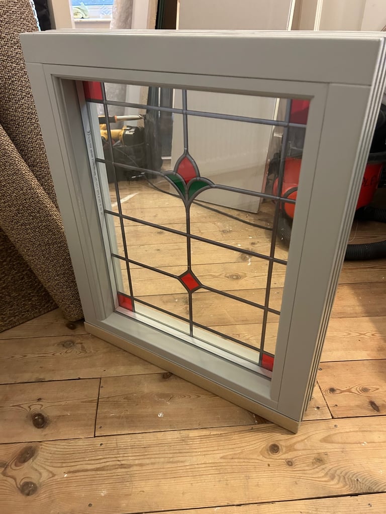 Fixed leaded wooden window 