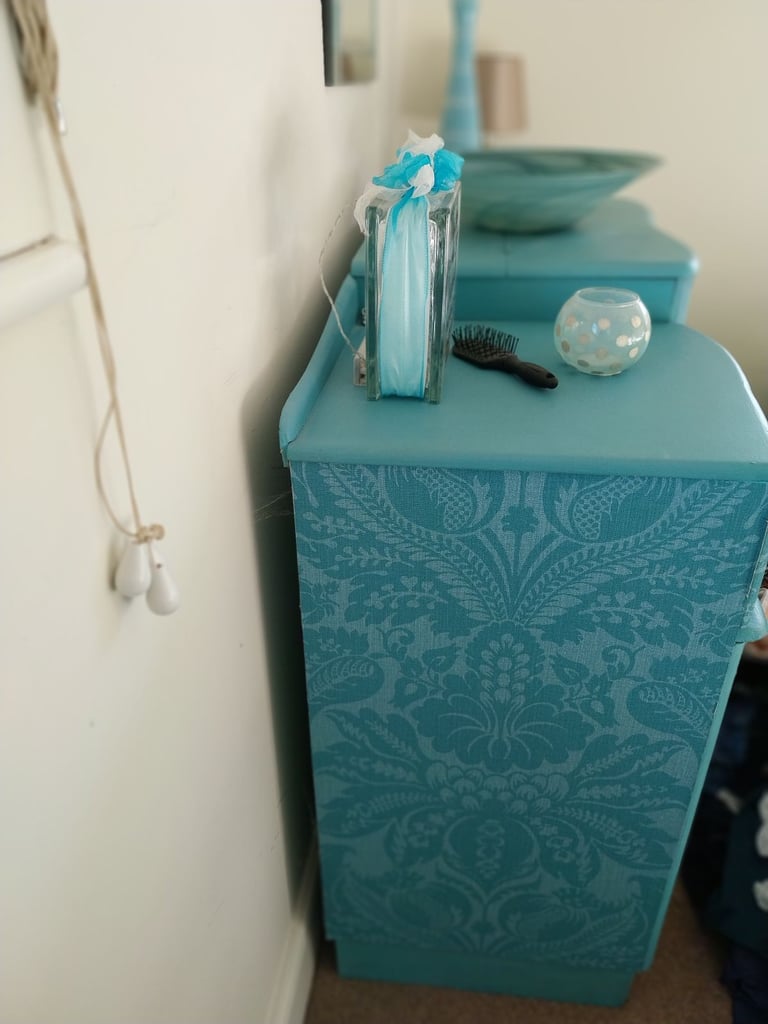 Vintage dressing table/cocktail cabinet