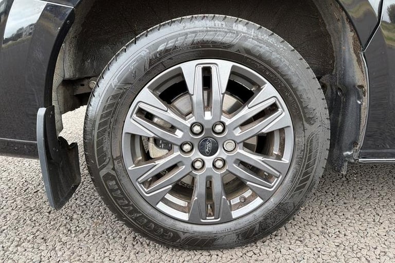 2025 Ford Transit Custom 320 Limited AUTO L1 SWB Double Cab In Van FWD 2.5 PHEV 232ps Low Roof, D...