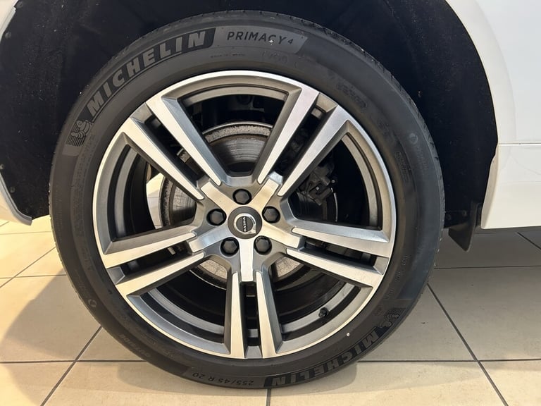 2021 Volvo XC60 2.0 B5P [250] Inscription Pro 5dr Geartronic ESTATE PETROL Automatic
