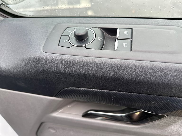 2024 Ford Transit Custom 300 SWB 2.0 Tdci Limited 136PS Van Diesel Manual