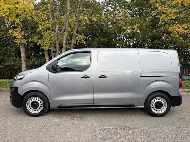 2020 Vauxhall Vivaro 2700 1.5d 100PS Edition L1H1 Van PANEL VAN Diesel Manual