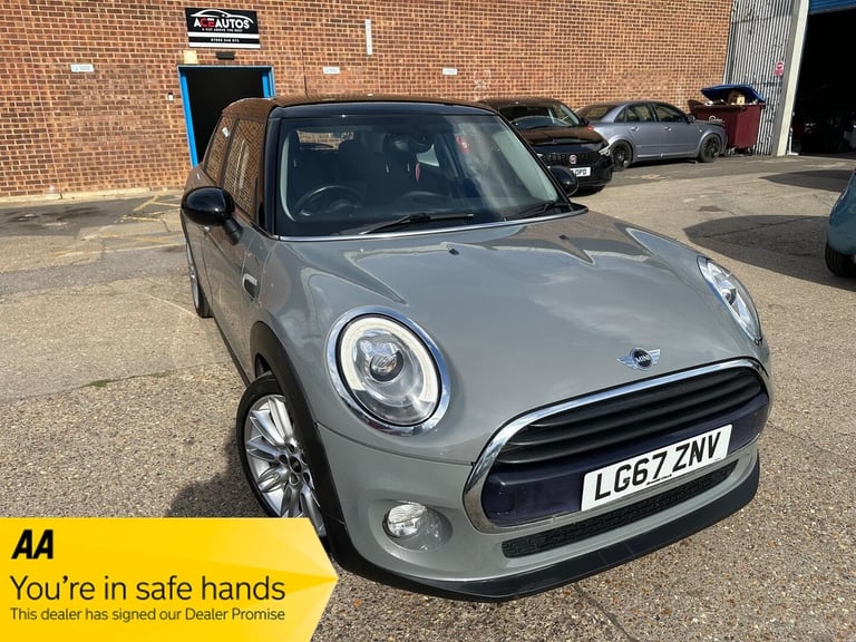 image for 2017 MINI Hatch 1.5 Cooper Euro 6 (s/s) 5dr HATCHBACK Petrol Manual