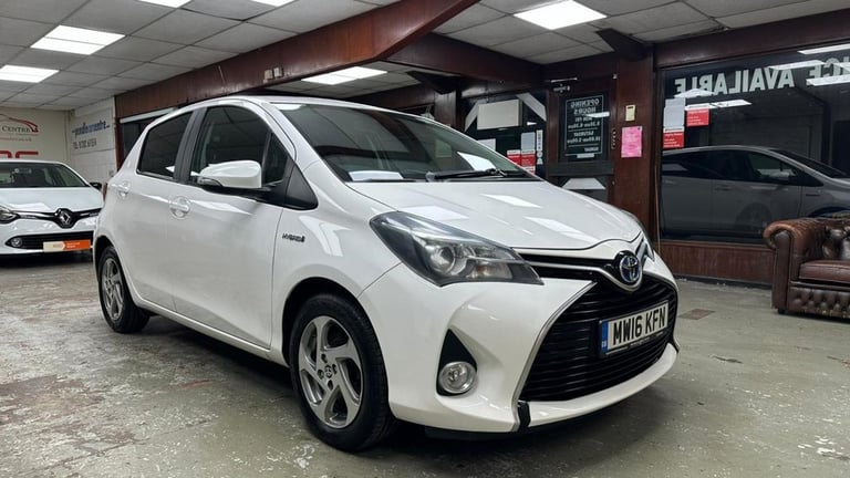2016 Toyota Yaris 1.5 Hybrid Icon 5dr CVT HATCHBACK PETROL/ELECTRIC Automatic