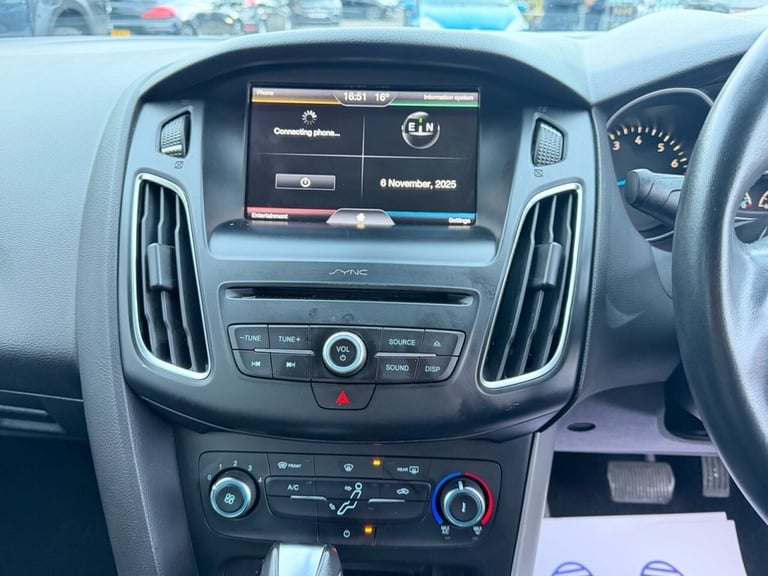 2016 Ford Focus 1.0 EcoBoost 125 Zetec 5dr Auto HATCHBACK PETROL Automatic