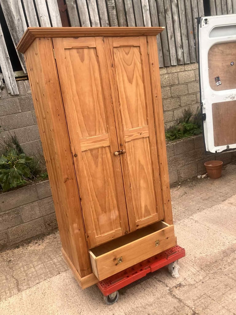 Solid wood pine 2 door wardrobe with drawer and shelf