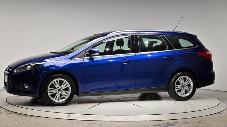 2013 Ford Focus 1.6 Titanium Navigator Powershift Euro 5 5dr ESTATE Petrol Automatic
