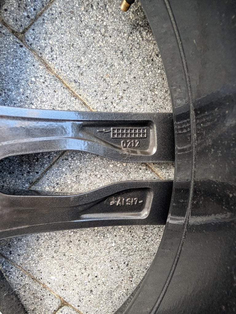 Genuine BMW 373M Sport 20″ inch Twin Spoke Alloy Wheels