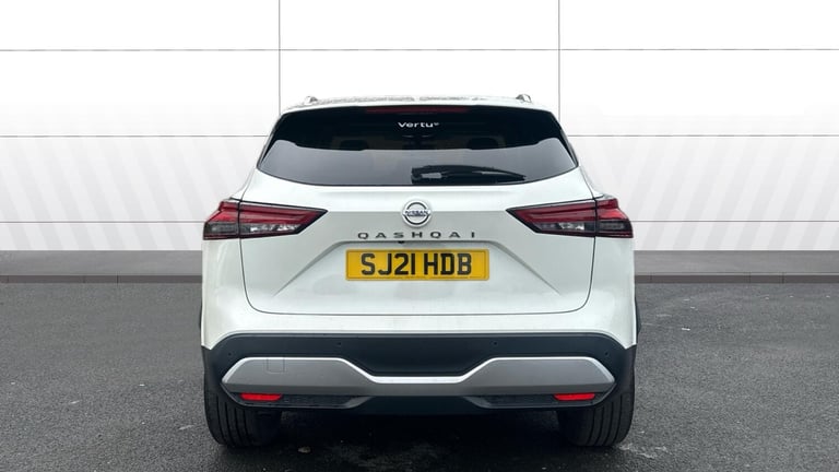 2021 Nissan Qashqai 1.3 DiG-T MH 158 Premiere Edition 5dr Xtronic Petrol Hatchback Hatchback Petr...