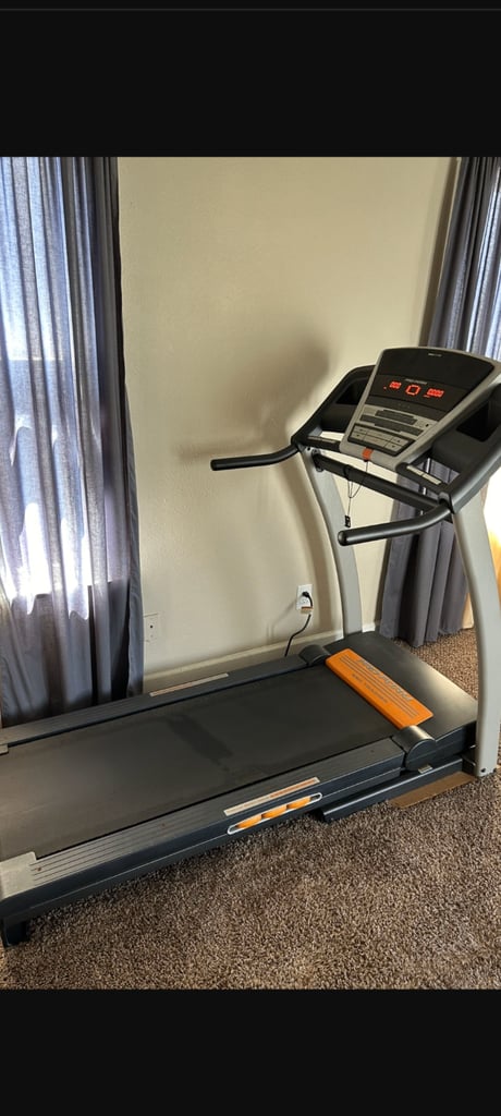 image for Proform treadmill. Cost £1200. Sell @ £200. AUTO incline,  Bluetooth etc. Gc. £200 free delivery 