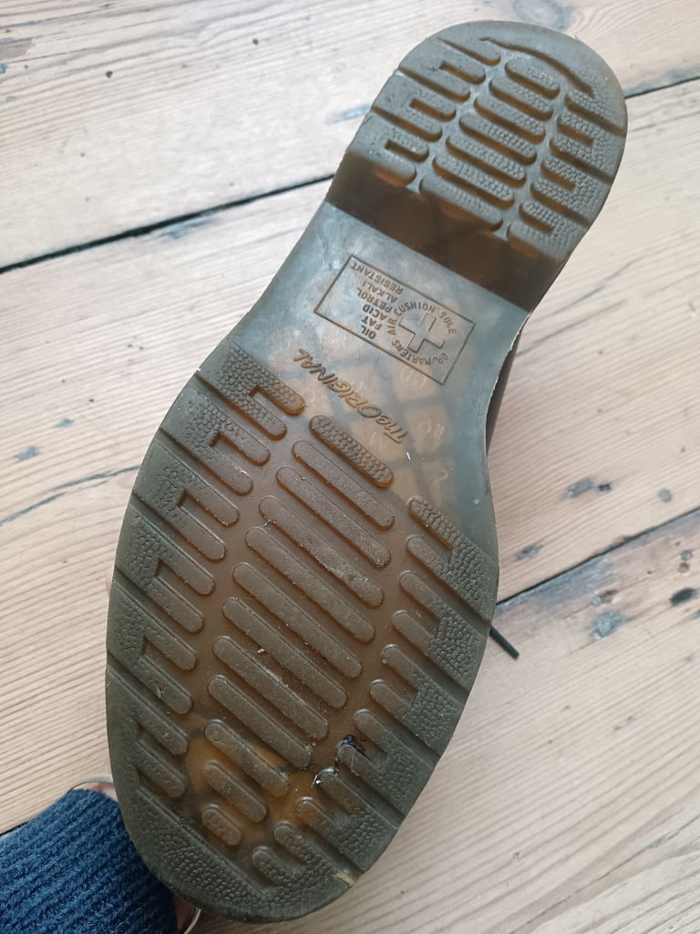 Dr. Martens 1461 Vegan, Unisex-Adult Lace-Up Flats