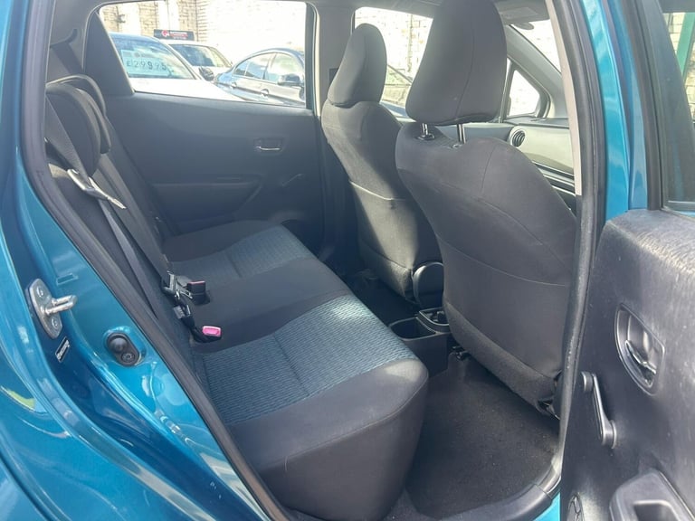 2012 Toyota Yaris 1.4 D-4D TR Euro 5 5dr HATCHBACK Diesel Manual