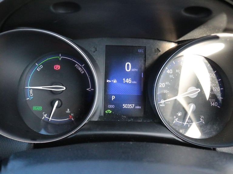 2017 Toyota C-HR 1.8 VVT-h Icon SUV 5dr Petrol Hybrid CVT Euro 6 (s/s) (122 ps) HATCHBACK Petrol/...