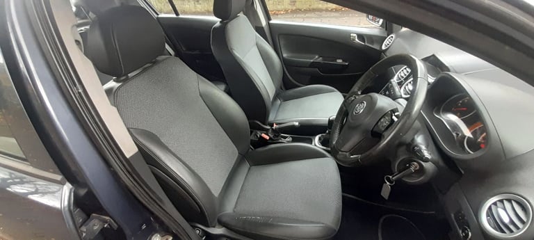 11 plate corsa 1.2 with only 83k 