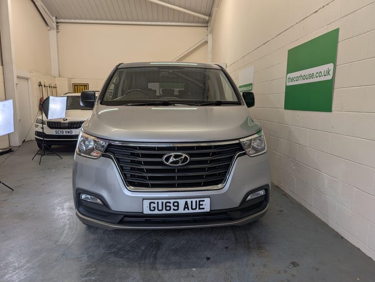 2019 Hyundai i800 2.5 CRDi SE Nav Euro 6 5dr MPV Diesel Manual