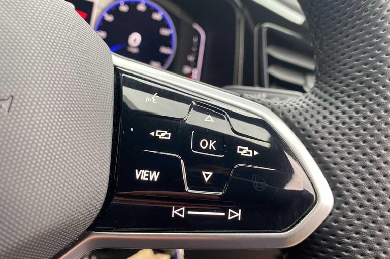 2023 Volkswagen T-Roc 1.5 TSI R-Line 5dr DSG HATCHBACK Petrol Automatic