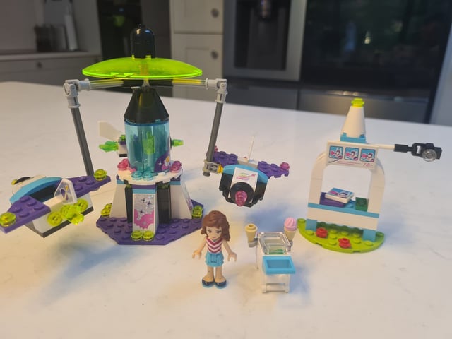 Lego Friends Amusement Park Space Ride 41128 in Swindon