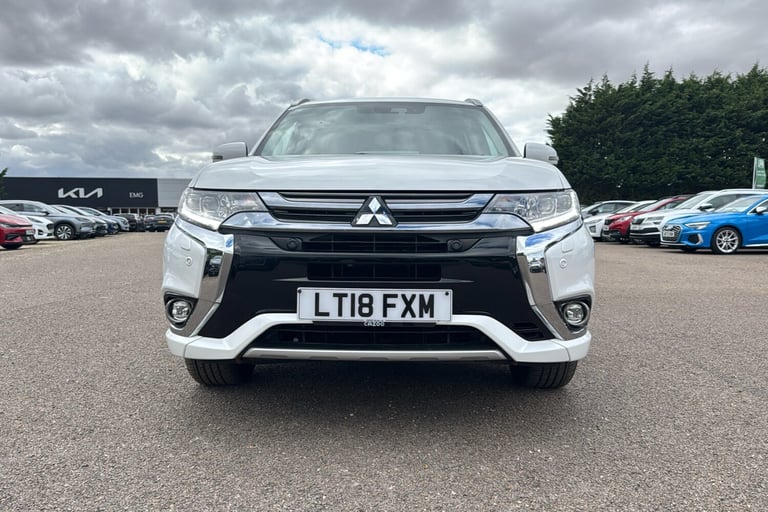  Mitsubishi Outlander PHEV 2.0h 12kwh 4hs Suv 5dr Petrol Plug In Hybrid CVT 4wd