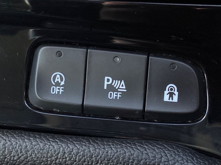 2020 Vauxhall Grandland X 1.2 Turbo Sport Nav 5dr Hatchback PETROL Manual