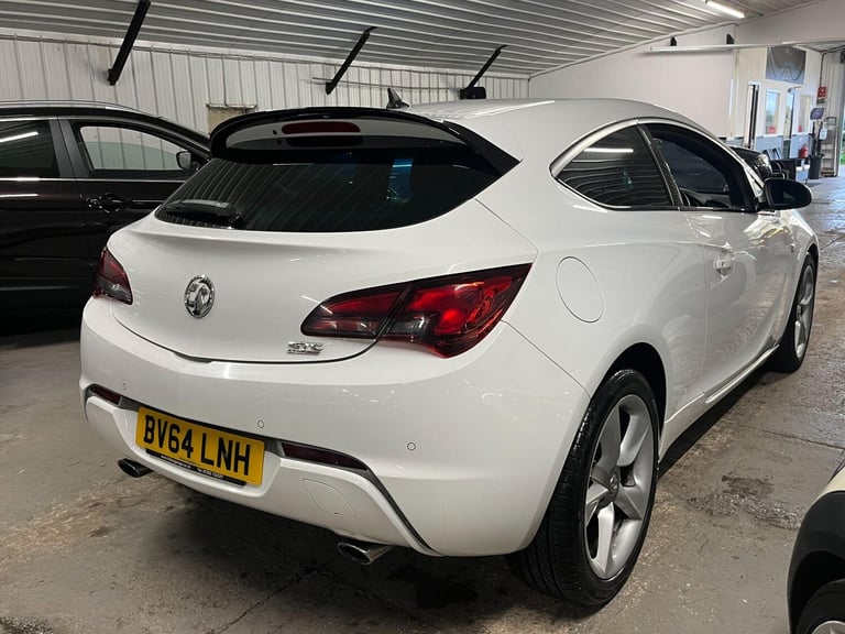  Vauxhall Astra GTC 2.0 CDTi BiTurbo Euro 5 (s/s) 3dr Diesel Manual