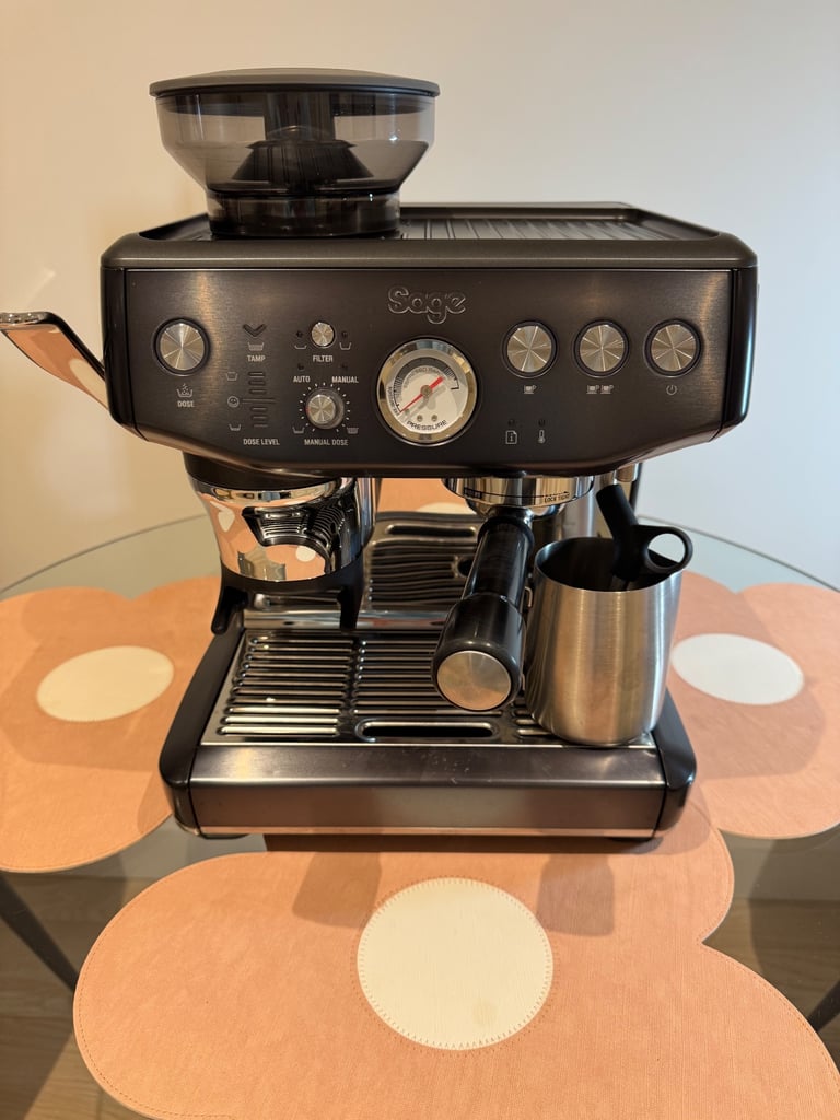 Sage The Barista Express Impress SES876BST Coffee Machine Black Stainless Steel