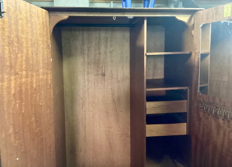 Vintage Stag Minstrel Gentlemen’s Wardrobe Mid Century Mahogany 