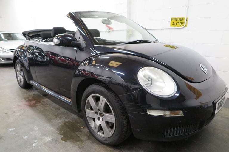 2011 Volkswagen Beetle 1.6 Sola 2dr CONVERTIBLE Petrol Manual