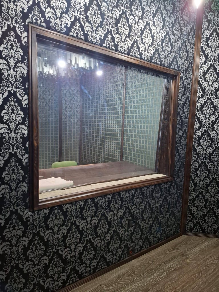 Music/podcast studio