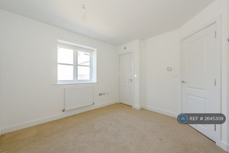 4 bedroom house in Aspen Close, Bolton, BL1 (4 bed) (#2645309)