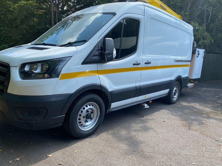 2021 Ford Transit 2.0 350 EcoBlue Leader FWD L2 H2 Euro 6 (s/s) 5dr PANEL VAN Diesel Manual
